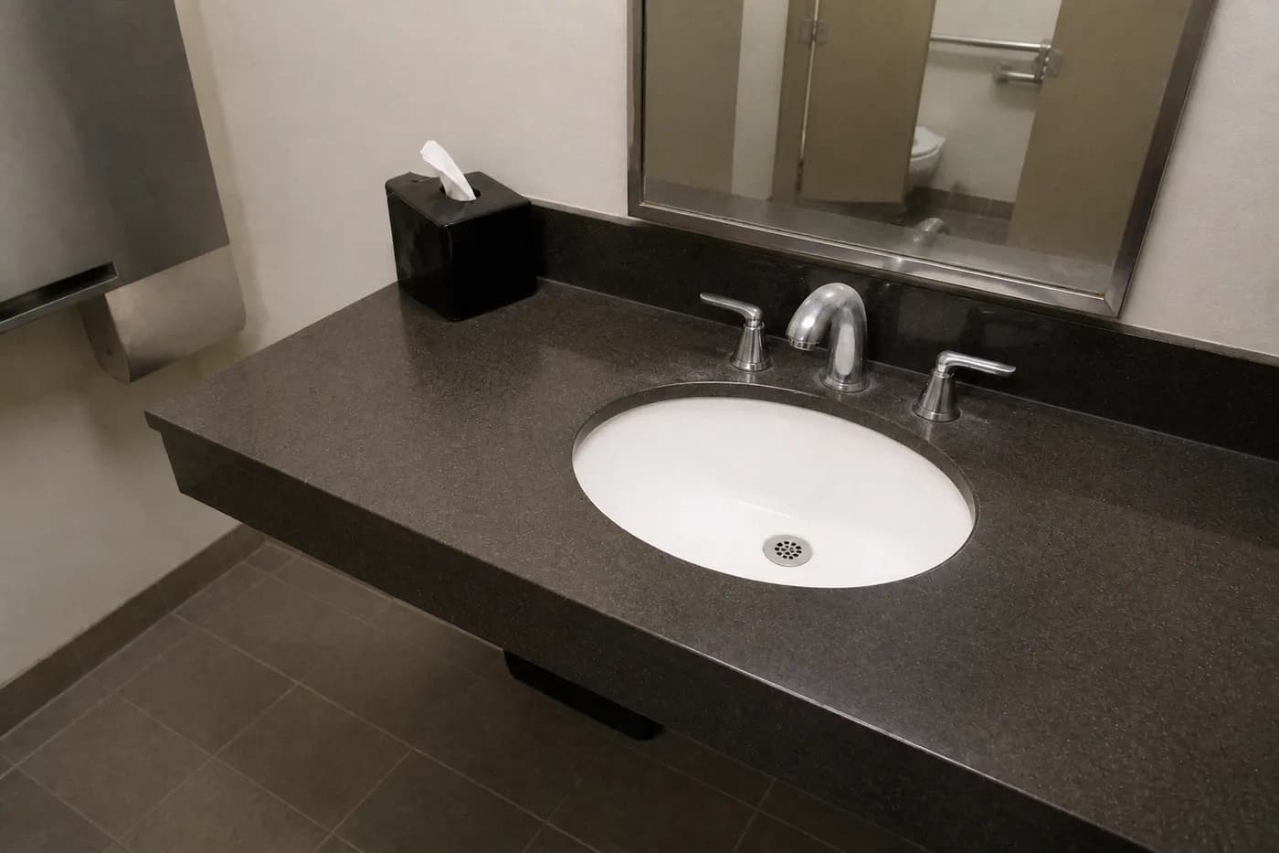 Same office bathroom after cleaning